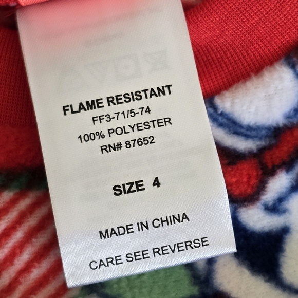 Disney Family holiday matching pajamas. Nwt - Picture 4 of 6